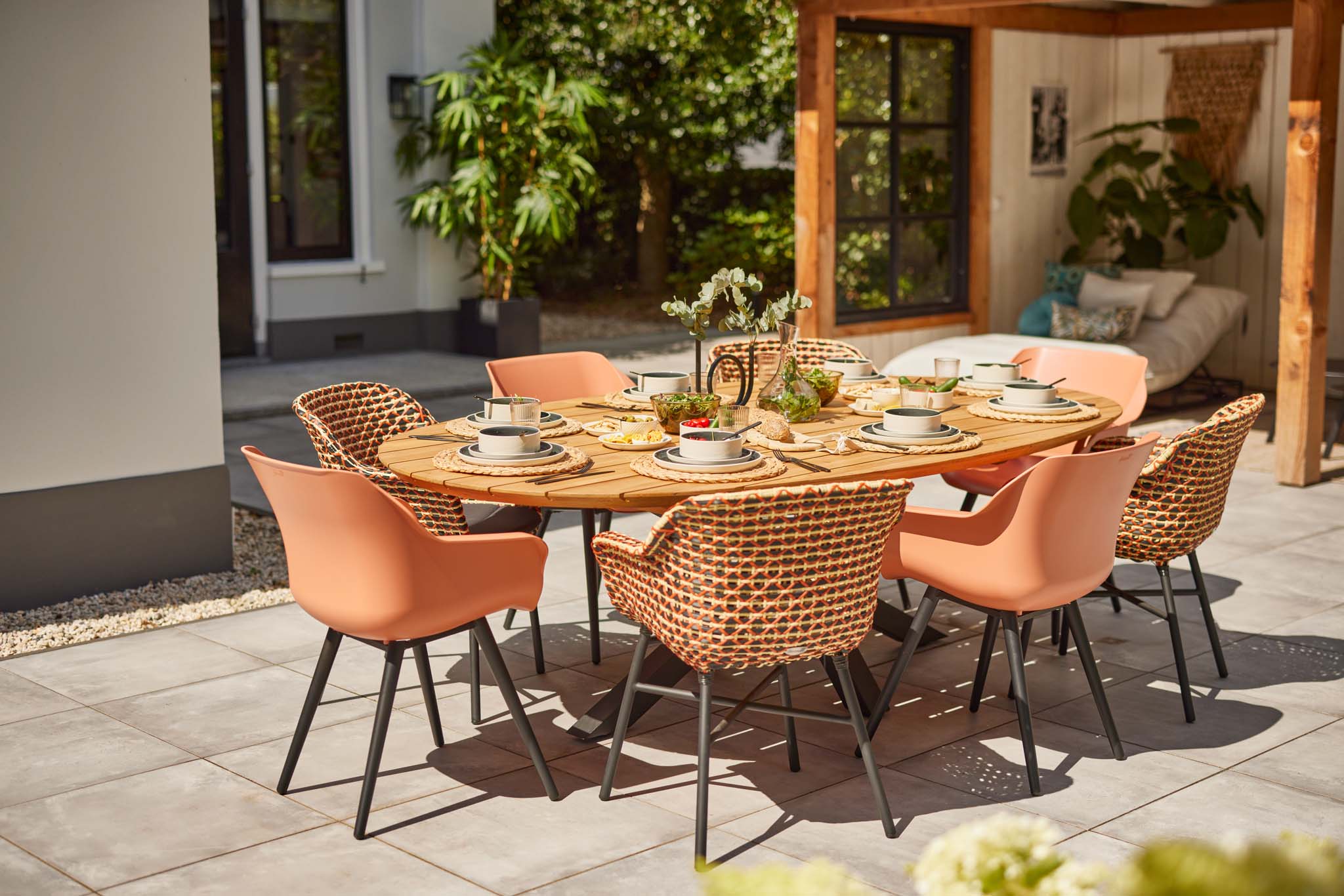 Stephanie Oval Table 240x140cm Black w/Teak Wood Top Hartman